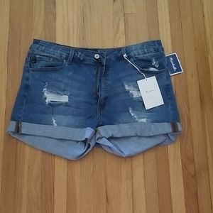 NWT ripped jean shorts